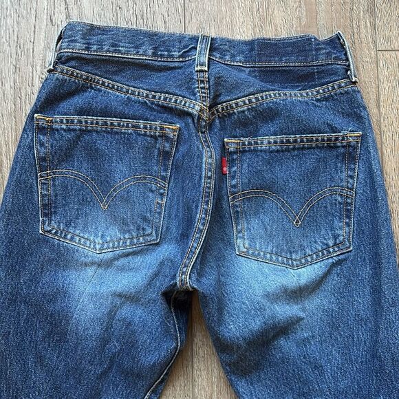 Reformation Reworked Vintage Levi’s Blue High Waisted Straight Leg Jeans - Picture 5 of 6
